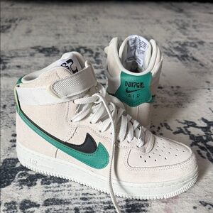 Nike Air Force 1 High SE (6)